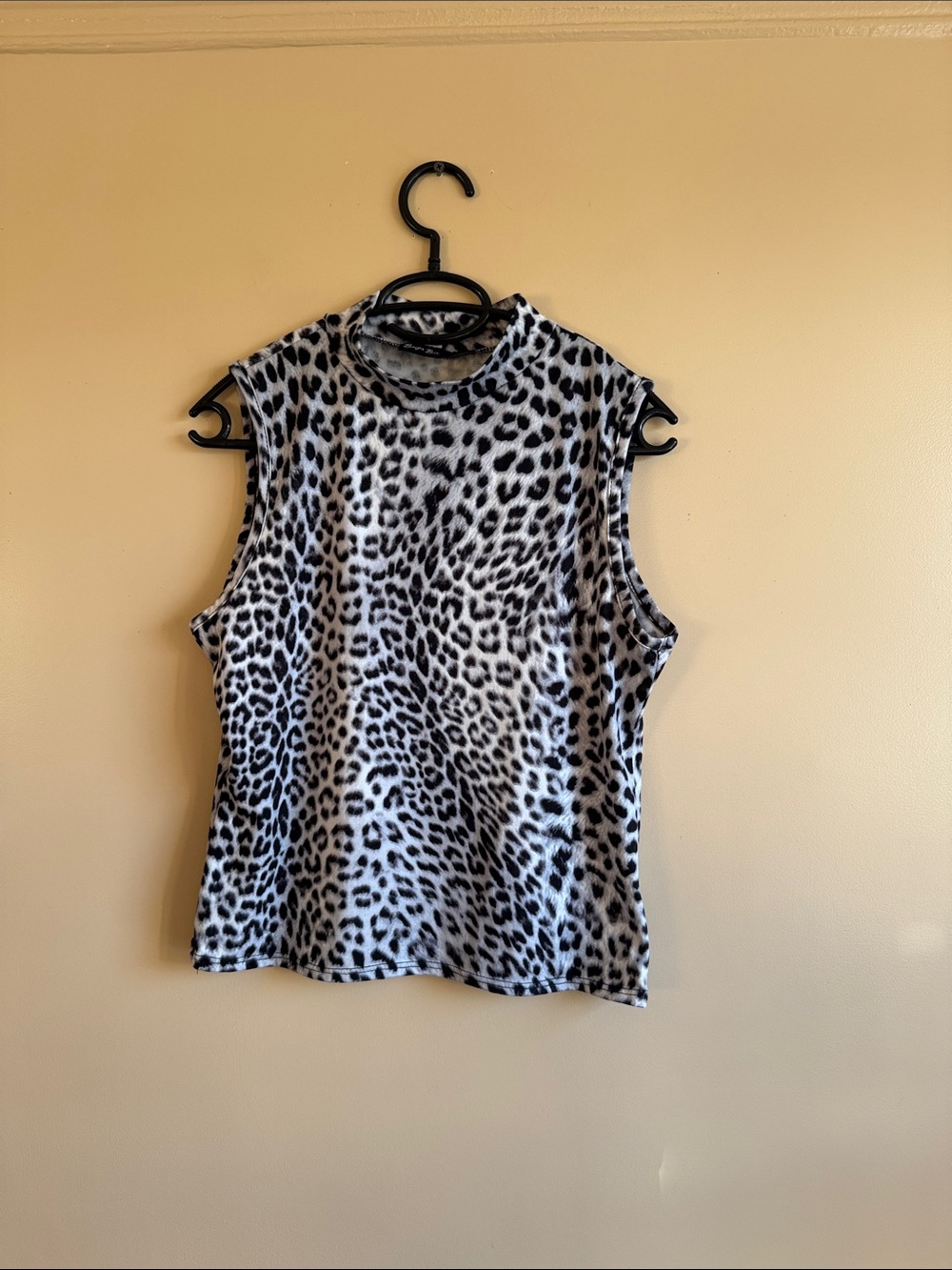 Mock Neck Sleeveless Tank in Black & White Leopard Print